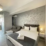 Appartement Luxor By Rs *